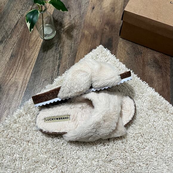 Lucky Brand Size 7 M Cream Faux Fur Marana Sandals Slippers Slides NWB - Picture 4 of 8